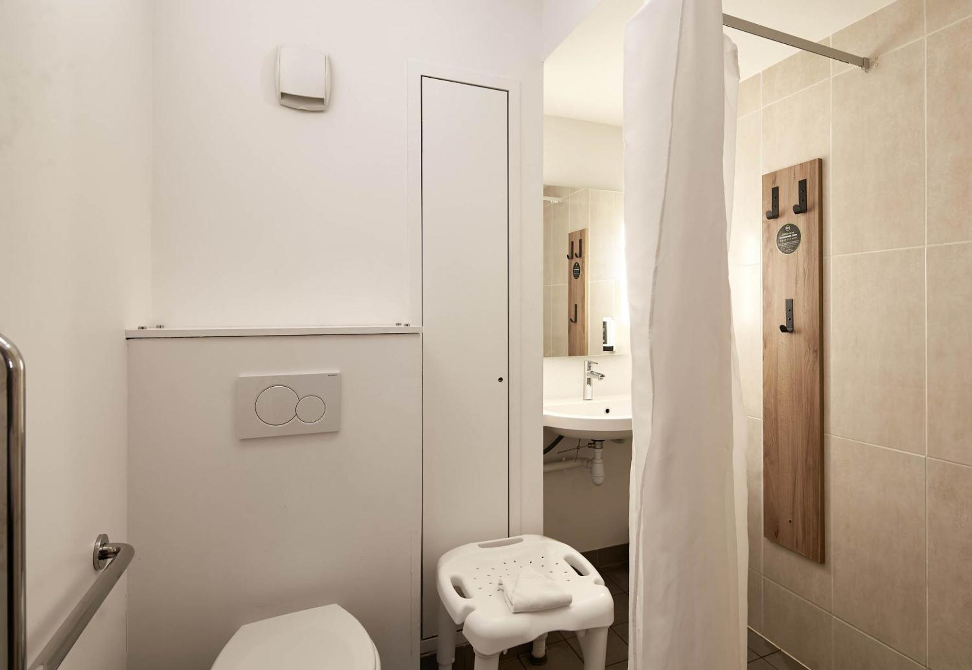 B&B Hotel Cergy Saint Christophe Exterior photo